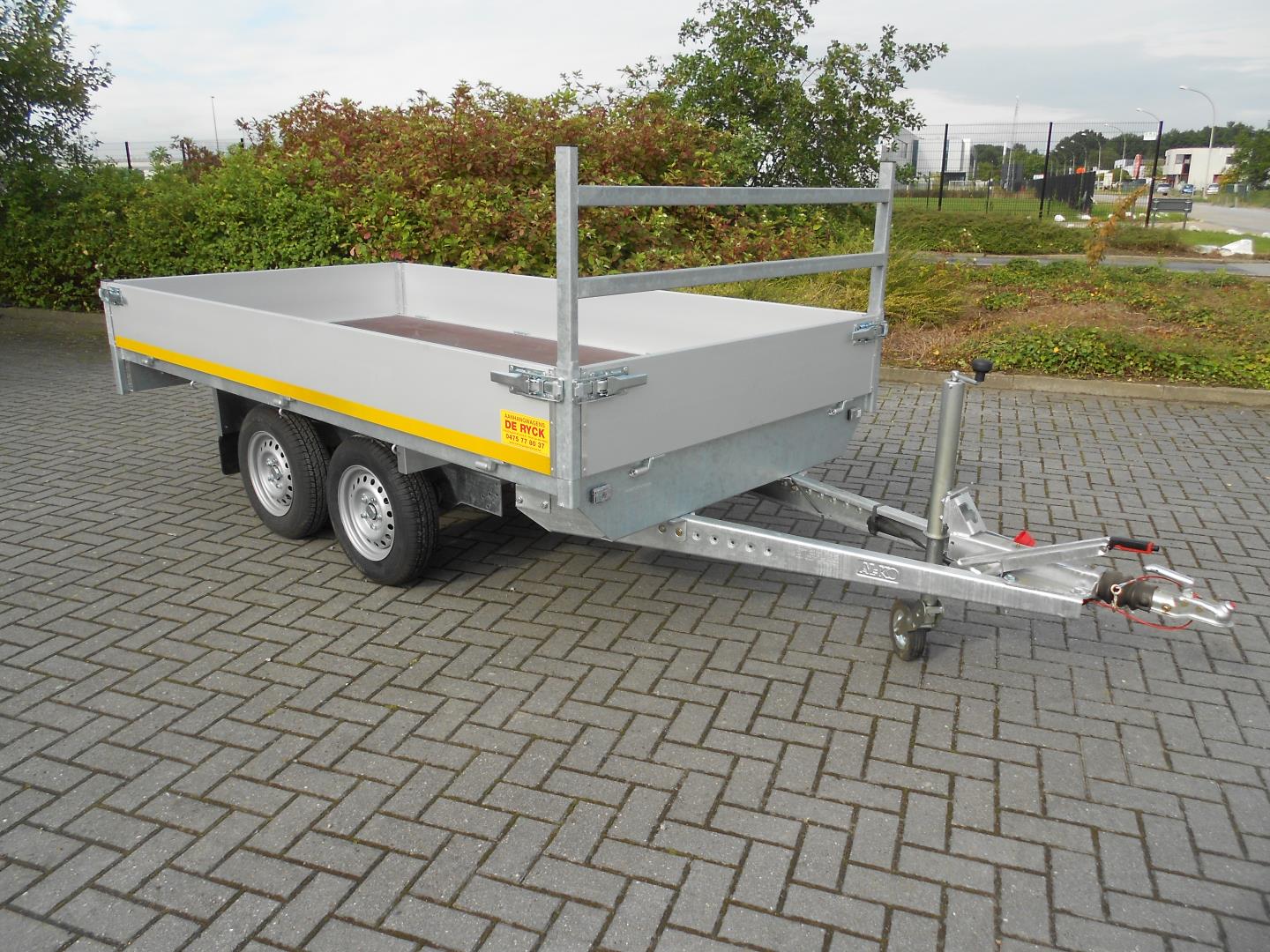 Plateau aanhangwagen dubbelas geremd 1500kg-2m60x1m50x30